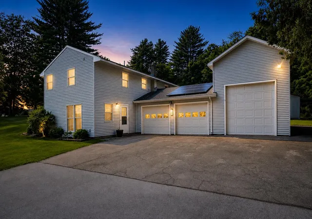 Photo 1 of Single family home for sale at 106 Route 7 North, Milton, VT 05468 | MLS# 5102828 | Listing updated on 2026-08-20