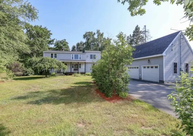 2nd image of 1 Gumpas Hill Rd, Pelham, NH 03076 | MLS# 5102829