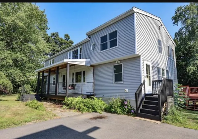 3rd image of 1 Gumpas Hill Rd, Pelham, NH 03076 | MLS# 5102829