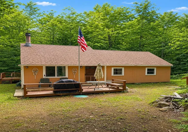 1st image of 14 Barbara Dr, Alton Bay, NH 03810 | MLS# 5102846