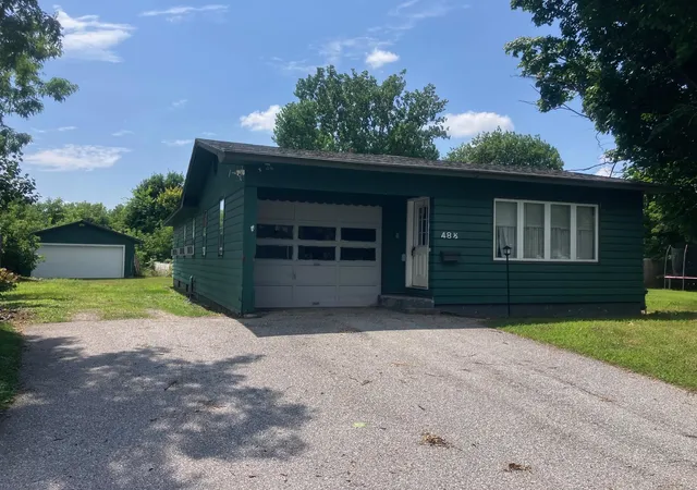 Photo 1 of Single family home for sale at 48 1/2 Greenwich St, Swanton, VT 05488 | MLS# 5102852 | Listing updated on 2026-09-14