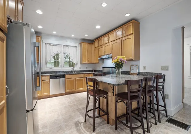 Photo 4 of Single family home for sale at 47 Maplewood Cir, Walpole, NH 03608 | MLS# 5102857 | Listing updated on 2026-09-08