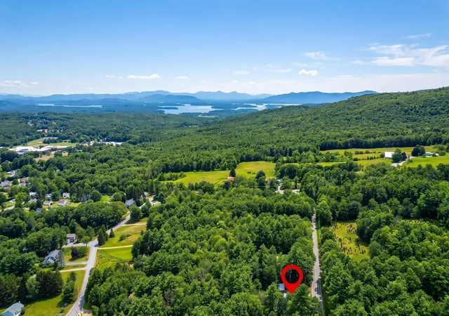 2nd image of 325 Belknap Mountain Rd, Gilford, NH 03249 | MLS# 5102865