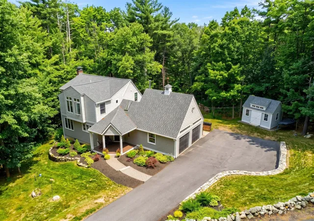 4th image of 325 Belknap Mountain Rd, Gilford, NH 03249 | MLS# 5102865