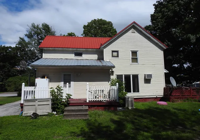 Photo 3 of Single family home for sale at 48 Greenwich St, Swanton, VT 05488 | MLS# 5102889 | Listing updated on 2026-09-01