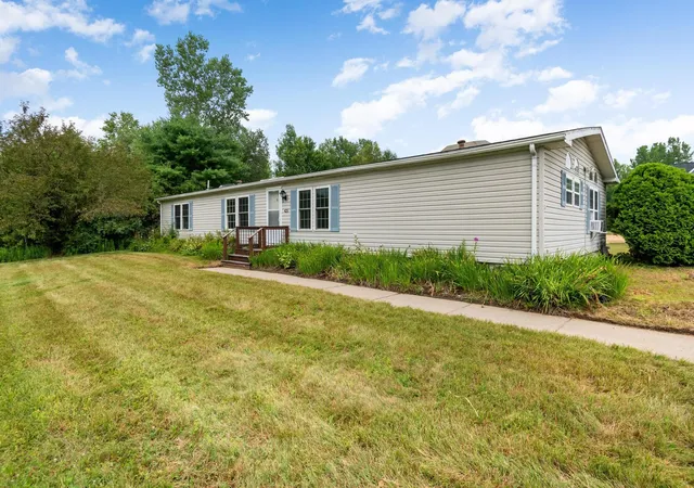 Photo 1 of Sale Pending at 425 Mountain View Rd, Williston, VT 05495 | MLS# 5102890 | Listing updated on 2026-08-19