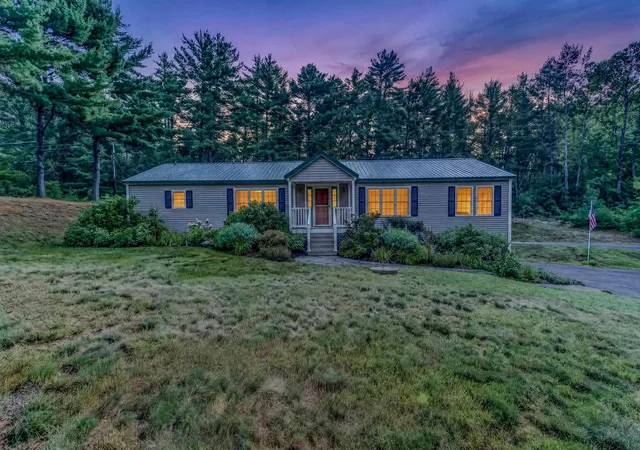 3rd image of 905 River Rd, Plymouth, NH 03264 | MLS# 5102893
