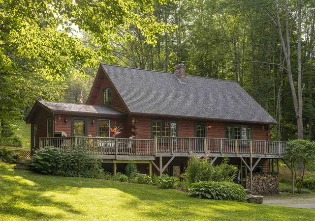Single family home for sale at 12 Short Rd, Hartland, VT 05048 | MLS# 5102907