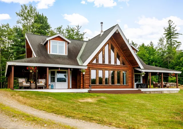 Photo 3 of Single family home for sale at 179 Reed Rd, Chester, VT 05143 | MLS# 5102911 | Listing updated on 2026-09-12