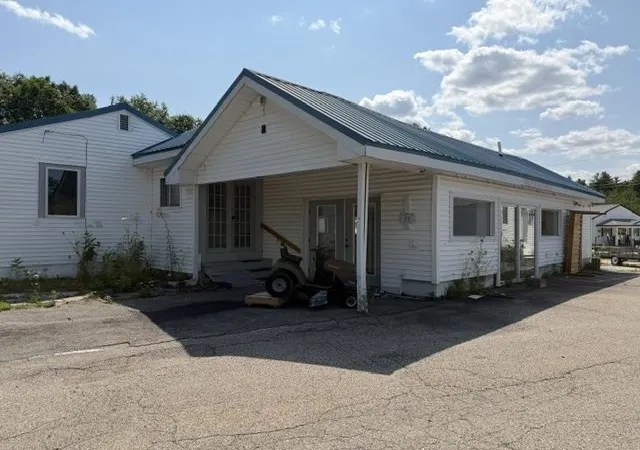 Photo 4 of Single family home for sale at 62 Milton Rd, Rochester, NH 03868 | MLS# 5102932 | Listing updated on 2026-09-30