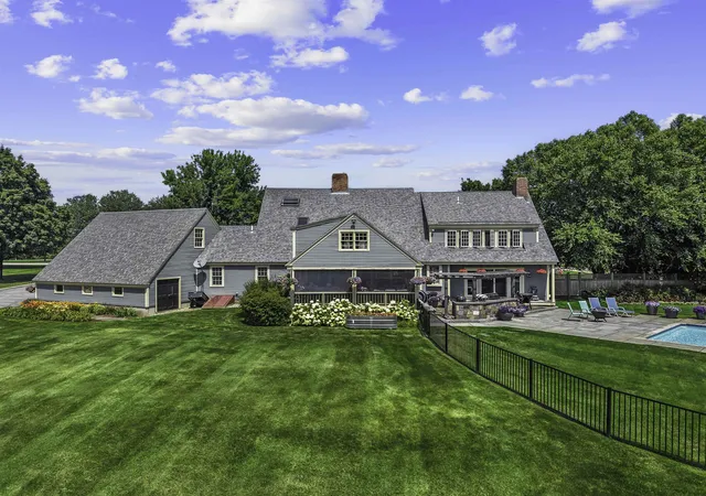 4th image of 7290 Pleasant St, Loudon, NH 03307 | MLS# 5102933