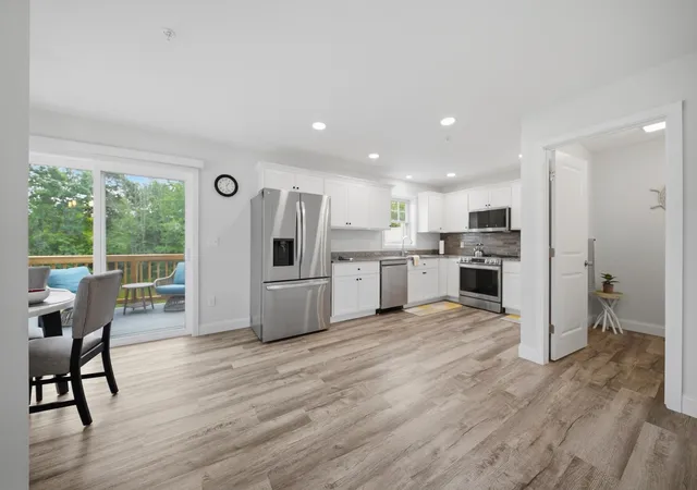 4th image of 2A Bovee Wy #A, Epping, NH 03042 | MLS# 5102935