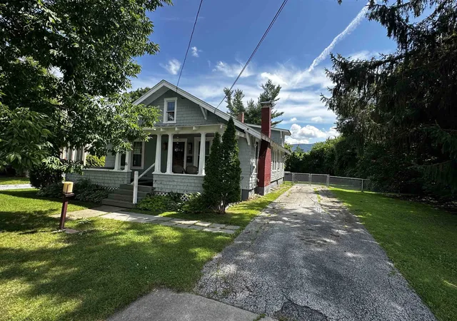 Photo 3 of Single family home for sale at 16 Deer St, Rutland, VT 05701 | MLS# 5102938 | Listing updated on 2026-08-04