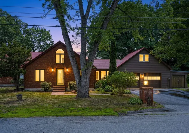 Photo 2 of Single family home for sale at 97 Penacook St, Penacook, NH 03303 | MLS# 5102939 | Listing updated on 2026-09-05