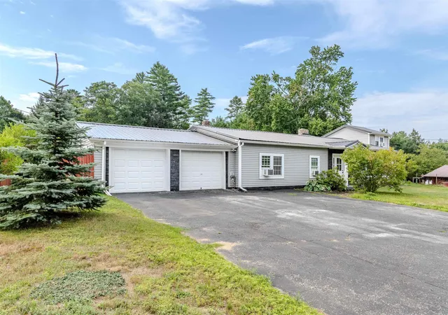 2nd image of 172 Swiftwater Rd, Woodsville, NH 03785 | MLS# 5102965