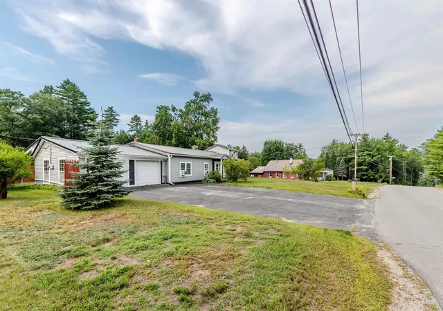 Photo 3 of Single family home for sale at 172 Swiftwater Rd, Woodsville, NH 03785 | MLS# 5102965 | Listing updated on 2026-09-05