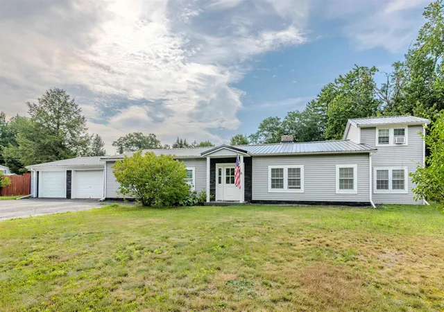 Photo 3 of Single family home for sale at 172 Swiftwater Rd, Woodsville, NH 03785 | MLS# 5102965 | Listing updated on 2026-09-05