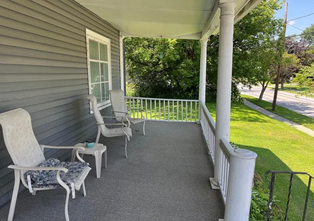 Photo 3 of Single family home for sale at 126 Crescent St, Rutland, VT 05701 | MLS# 5102982 | Listing updated on 2026-09-29