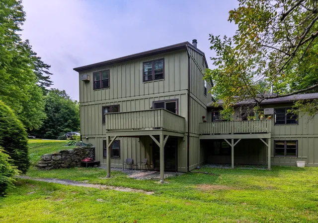 Photo 3 of Townhouse for sale at 25 Pleasant St #55, West Lebanon, NH 03784 | MLS# 5102983 | Listing updated on 2026-09-07