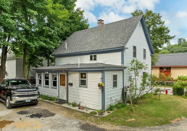 3rd image of 54 River St, Franklin, NH 03235 | MLS# 5102995