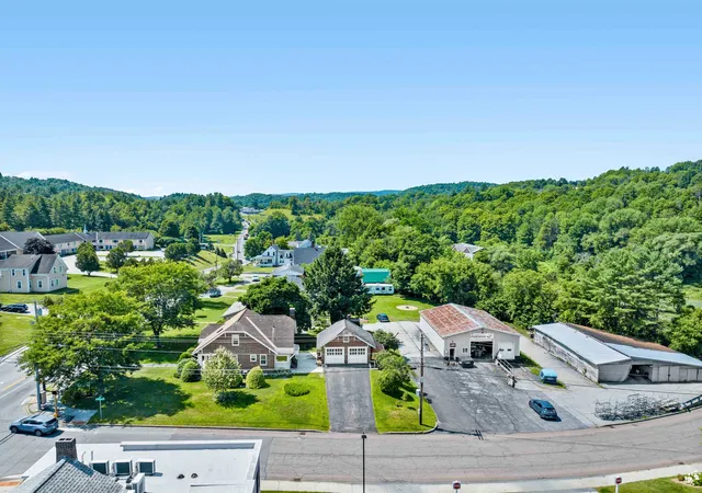 Photo 2 of Sale Pending at 267 South Main St, Barre, VT 05641 | MLS# 5103018 | Listing updated on 2026-08-25