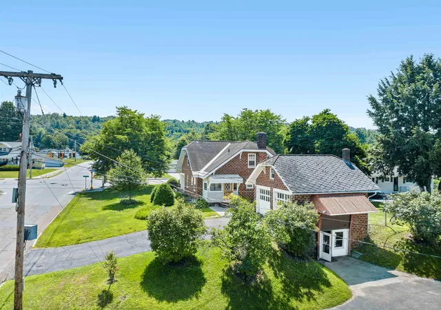 Photo 3 of Sale Pending at 267 South Main St, Barre, VT 05641 | MLS# 5103018 | Listing updated on 2026-08-25