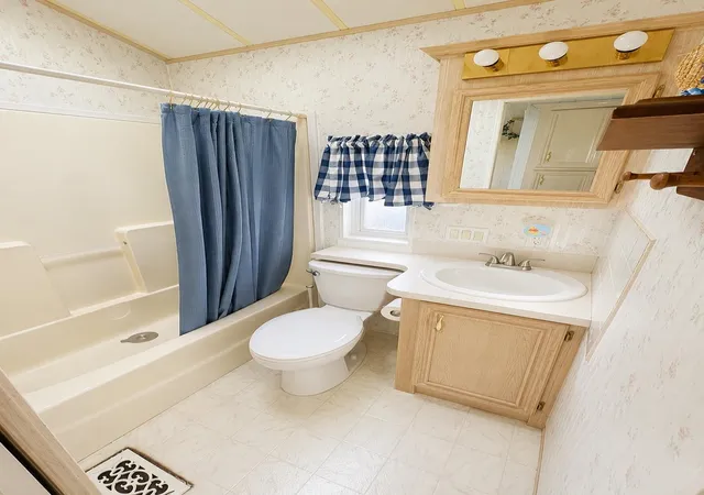 10th image of 46 Beaver Pond Rd #2, Farmington, NH 03835 | MLS# 5103024