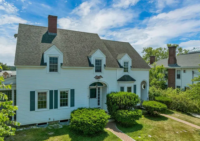 Photo 3 of Single family home for sale at 69 S Main St, Wolfeboro, NH 03894 | MLS# 5103036 | Listing updated on 2026-08-04