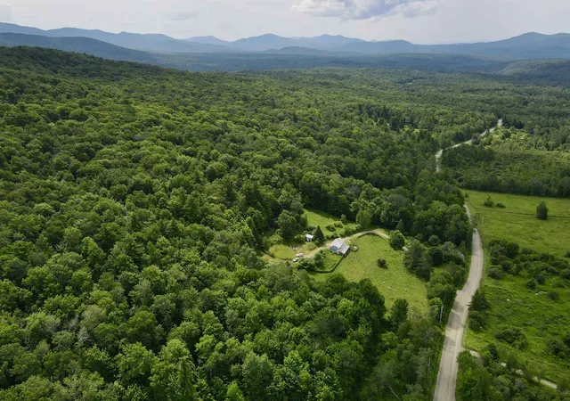 Photo 1 of Sale Pending at 3625 Ripton Rd, Lincoln, VT 05443 | MLS# 5103043 | Listing updated on 2026-08-25