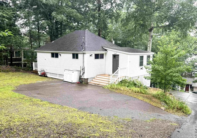 2nd image of 70 Pinnacle Park Rd, Meredith, NH 03253 | MLS# 5103045
