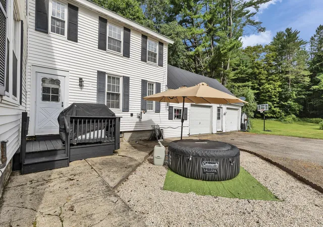 Photo 3 of Single family home for sale at 156 Clay Hill Rd, Claremont, NH 03743 | MLS# 5103069 | Listing updated on 2026-10-07