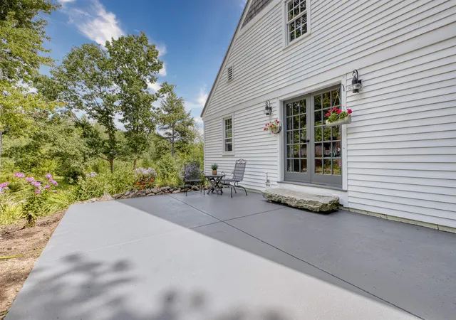 Photo 4 of Single family home for sale at 968 Washington Hill Rd, Silver Lake, NH 03875 | MLS# 5103073 | Listing updated on 2026-08-21