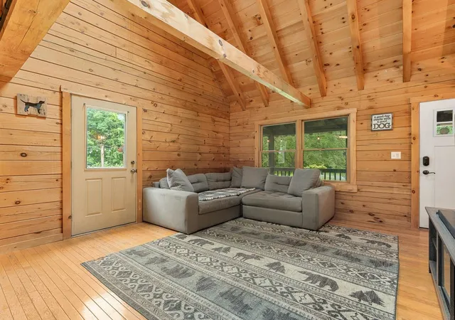 Photo 4 of Single family home for sale at 35 North Leno Lane Ext, Middlebury, VT 05753 | MLS# 5103079 | Listing updated on 2026-10-09