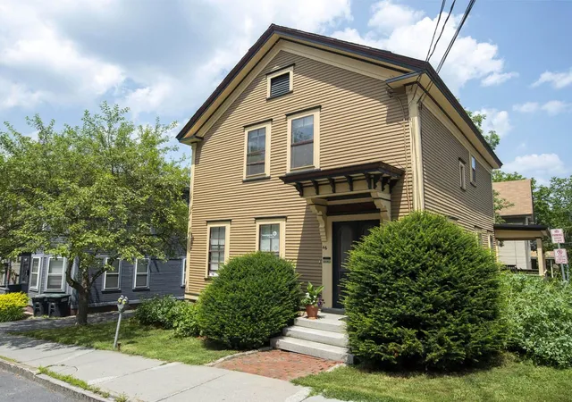 Photo 1 of Single family home for sale at 46 East State St, Montpelier, VT 05602 | MLS# 5103098 | Listing updated on 2026-08-03