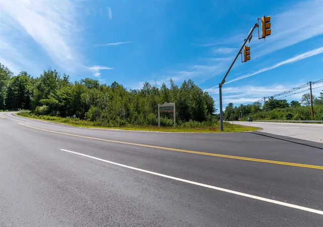 4th image of 2 Boulder Point Dr, Plymouth, NH 03264 | MLS# 5103114