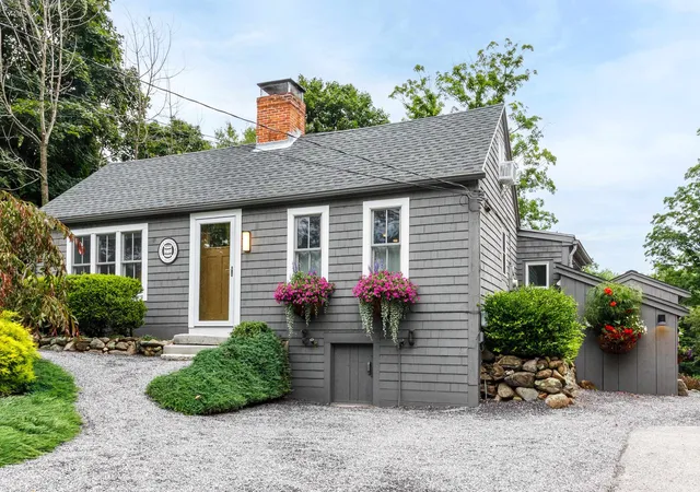 1st image of 2004 Hopkinton Rd, Contoocook, NH 03229 | MLS# 5103117