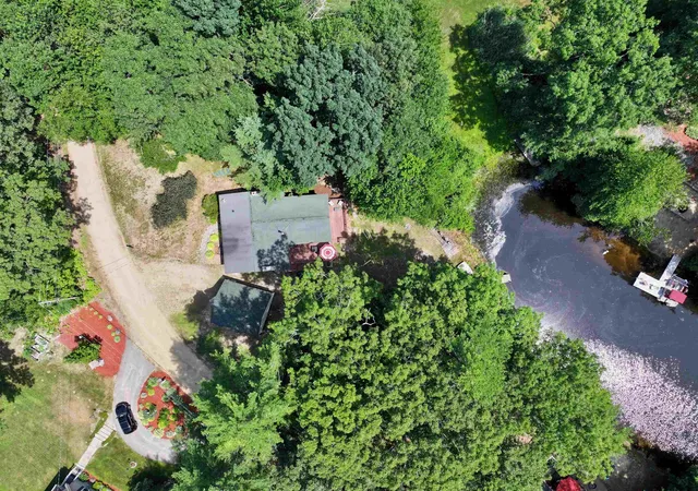 3rd image of 10 Belmont Dr, Center Barnstead, NH 03225 | MLS# 5103124