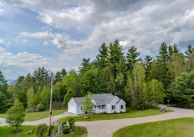 1st image of 2 Highland View Ln, Holderness, NH 03245 | MLS# 5103132