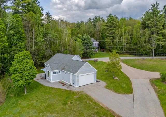 2nd image of 2 Highland View Ln, Holderness, NH 03245 | MLS# 5103132