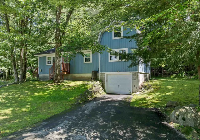 2nd image of 10 Masquanipi Dr, Antrim, NH 03440 | MLS# 5103141