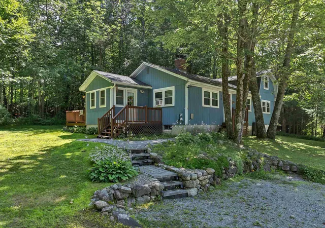 Photo 3 of Single family home for sale at 10 Masquanipi Dr, Antrim, NH 03440 | MLS# 5103141 | Listing updated on 2026-08-03