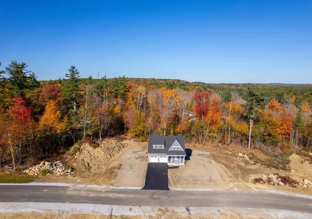 Photo 1 of Single family home for sale at 8 8 Coyote Ct, Barrington, NH 03825 | MLS# 5103153 | Listing updated on 2026-10-28