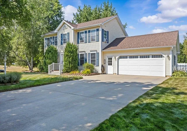 Photo 40 of Single family home for sale at 33 Stacy St, Milton, VT 05468 | MLS# 5103155 | Listing updated on 2026-10-06