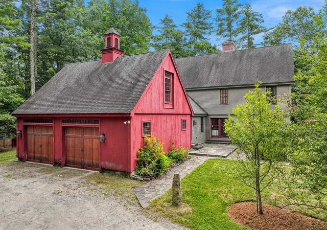Photo 2 of Single family home for sale at 4 Russell Hill Rd, Brookline, NH 03033 | MLS# 5103171 | Listing updated on 2026-09-09