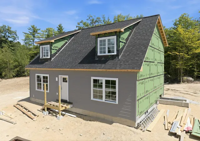 1st image of 11e Lindsay Ln, New Hampton, NH 03256 | MLS# 5103172