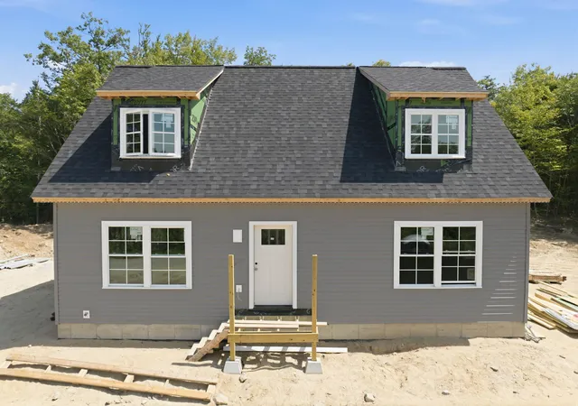 2nd image of 11e Lindsay Ln, New Hampton, NH 03256 | MLS# 5103172