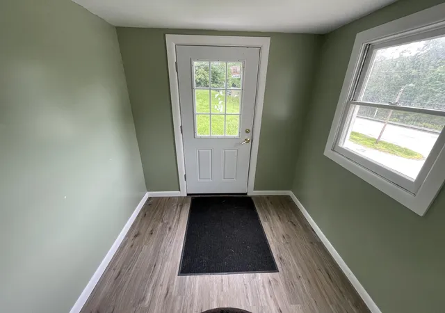 Photo 3 of Single family home for sale at 516 Old Glen Ave, Berlin, NH 03570 | MLS# 5103175 | Listing updated on 2026-09-17