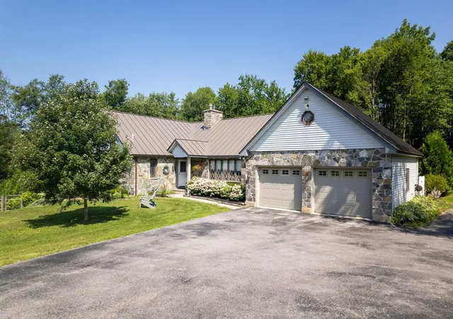 Photo 3 of Sale Pending at 1324 Town Line Rd, Rutland, VT 05701 | MLS# 5103190 | Listing updated on 2026-08-04