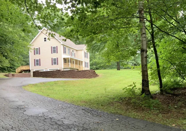 Photo 1 of Single family home for sale at 448 Bee Hole Rd, Loudon, NH 03307 | MLS# 5103197 | Listing updated on 2026-09-14