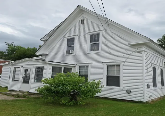 1st image of 27 State St, Groveton, NH 03582 | MLS# 5103198